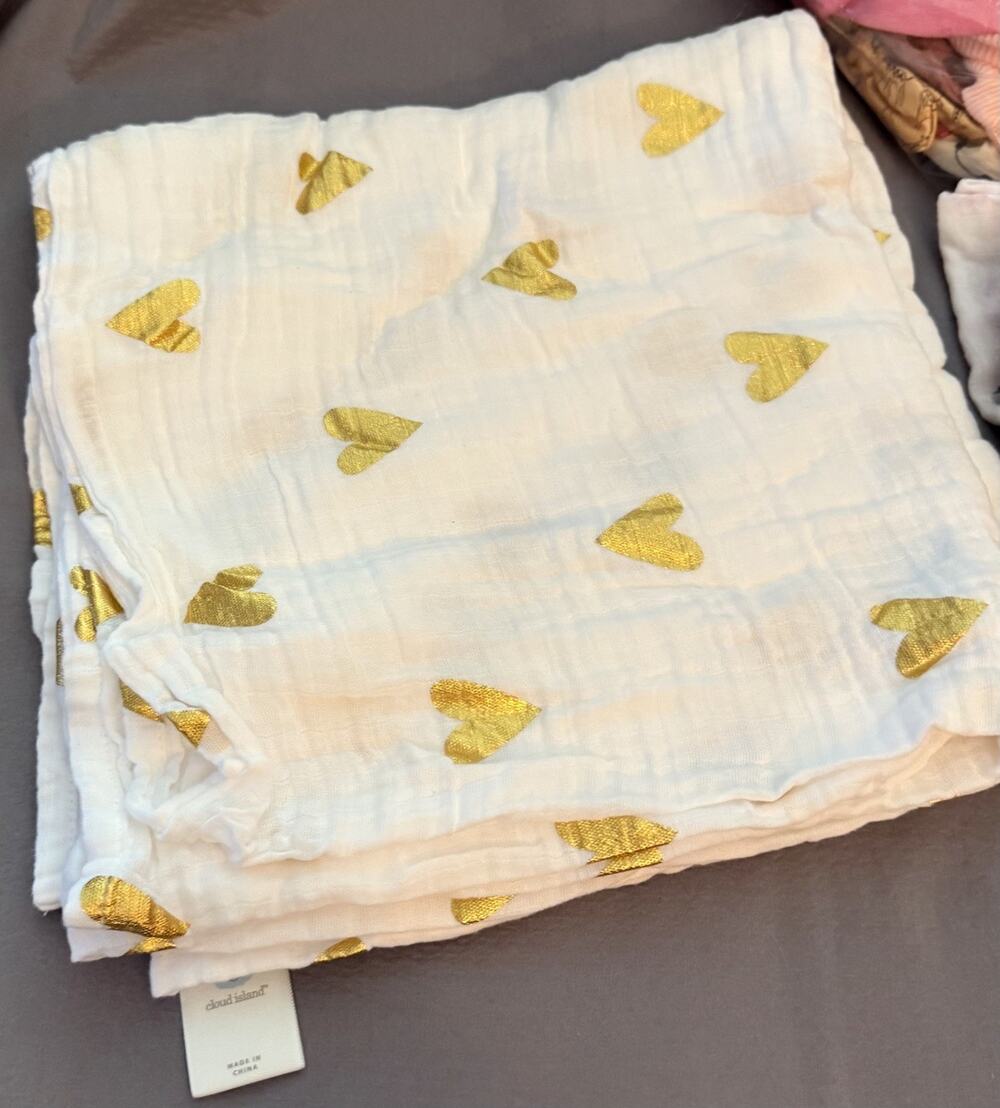 Cloud Island Muslin Swaddle Baby Blanket Gold Hearts 44" x 48" White & Metallic